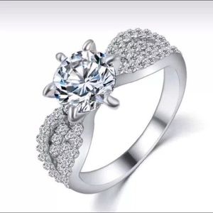 Princess Queen Diamond Bow Circona Ring
